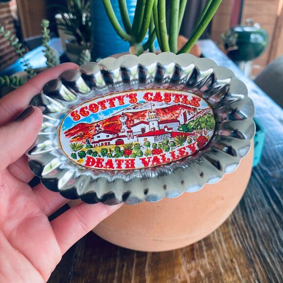Death Valley California Metal Souvenir Tray - Picture 6 of 9